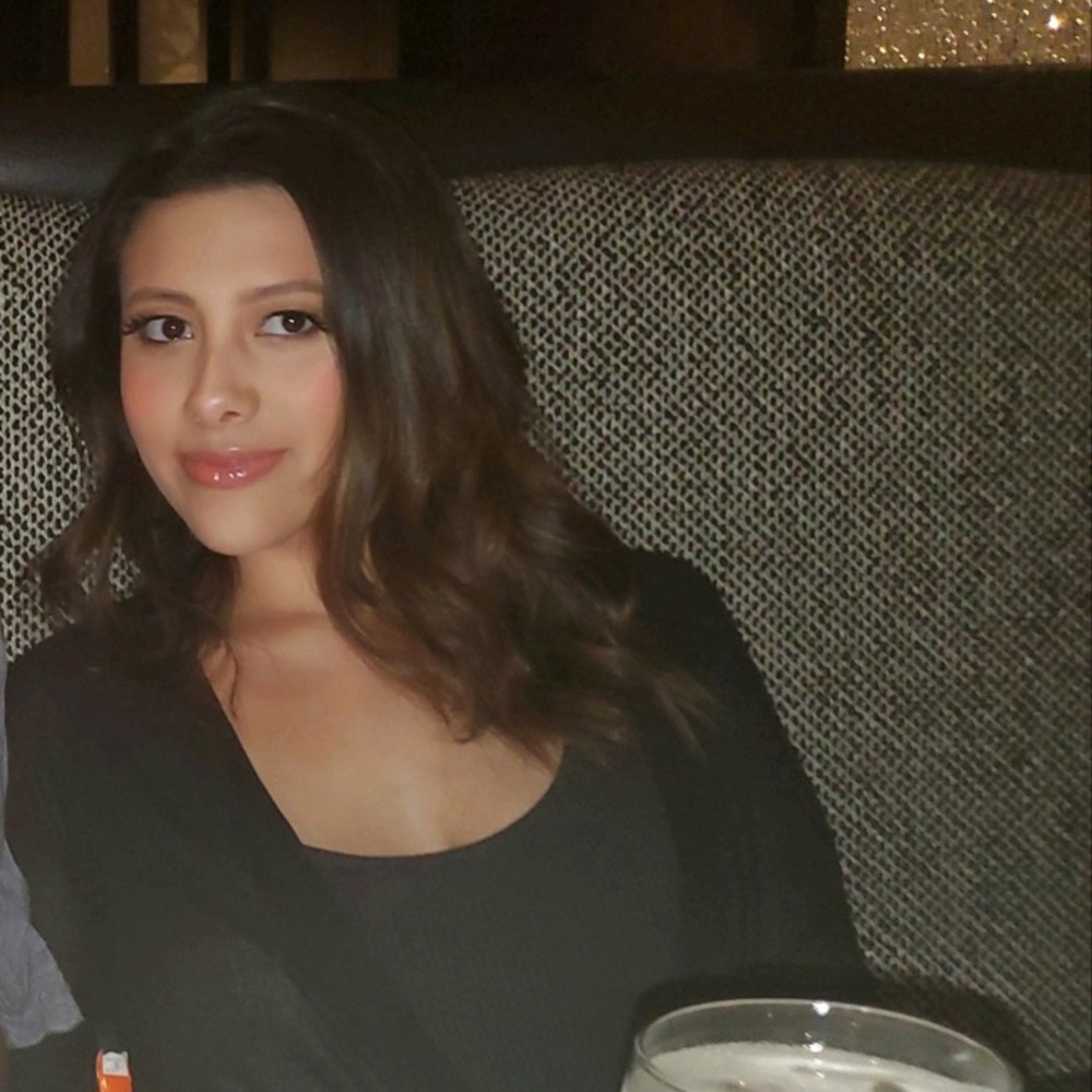 Meet your Posher, Monica